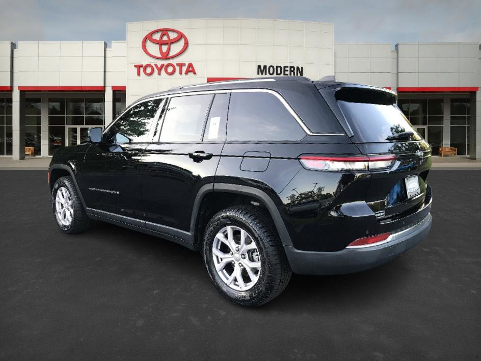 2022 Jeep Grand Cherokee Limited photo 3