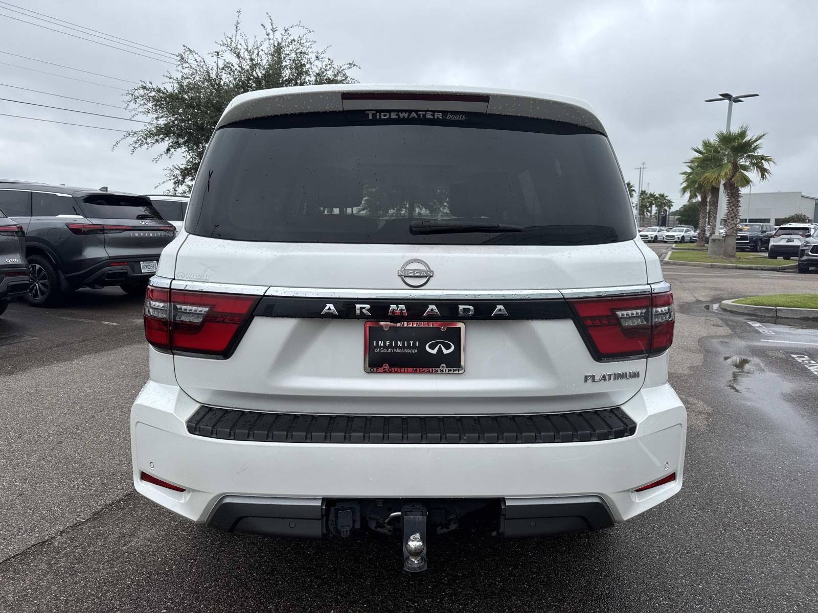 2021 Nissan Armada Platinum photo 3