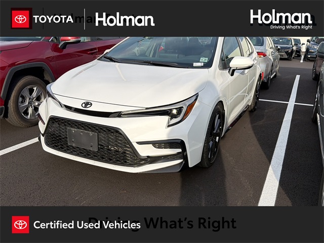 2024 Toyota Corolla SE's photo
