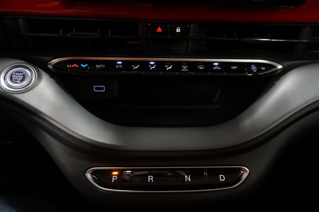 2024 Fiat 500e Red photo 15