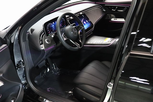 2025 Mercedes Benz E 350 4MATIC photo 22