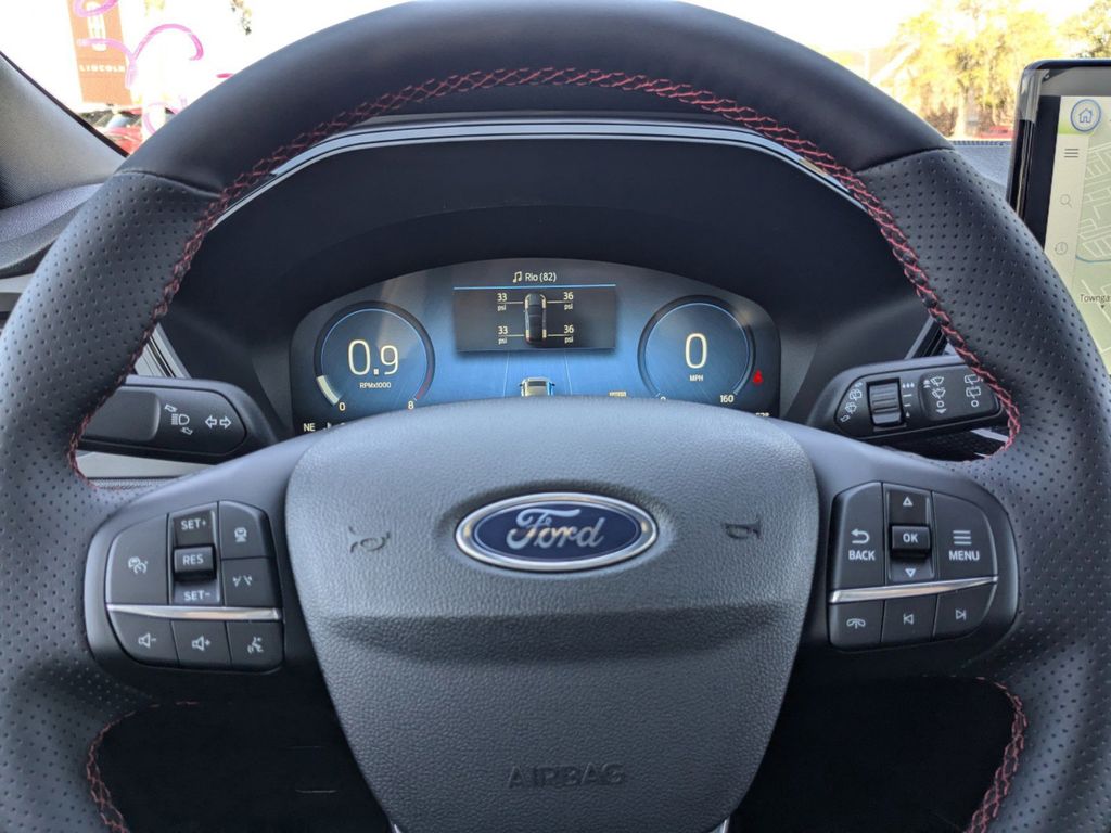 2025 Ford Escape Hybrid ST-Line Select photo 23