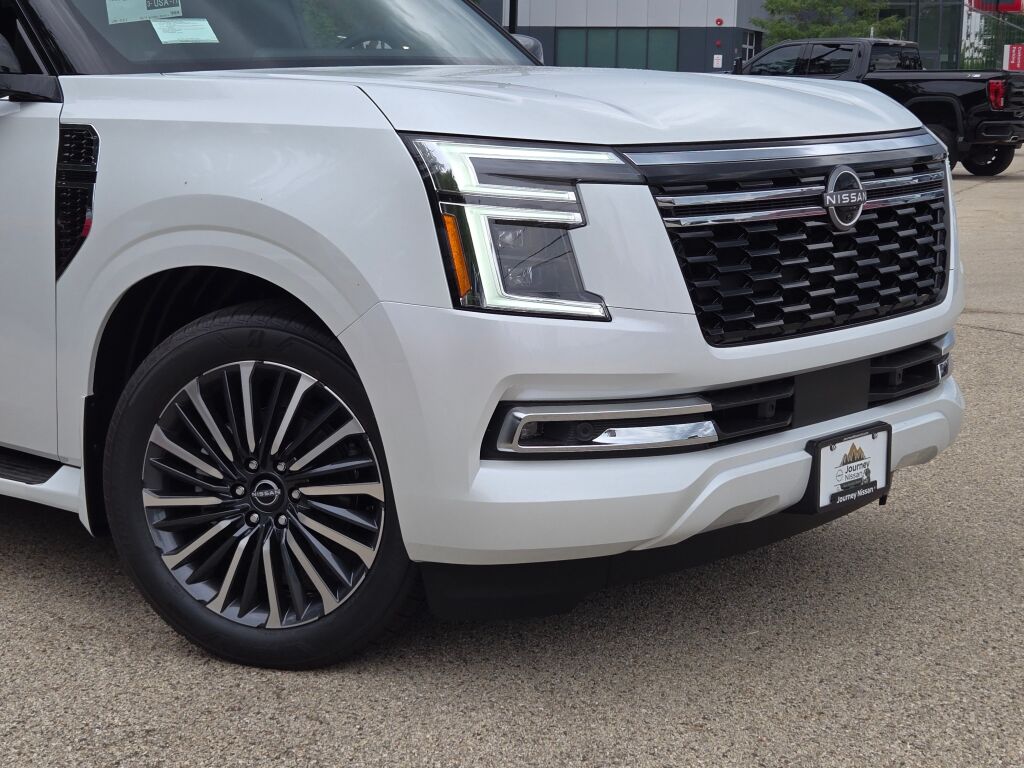 2025 Nissan Armada Platinum Reserve photo 2