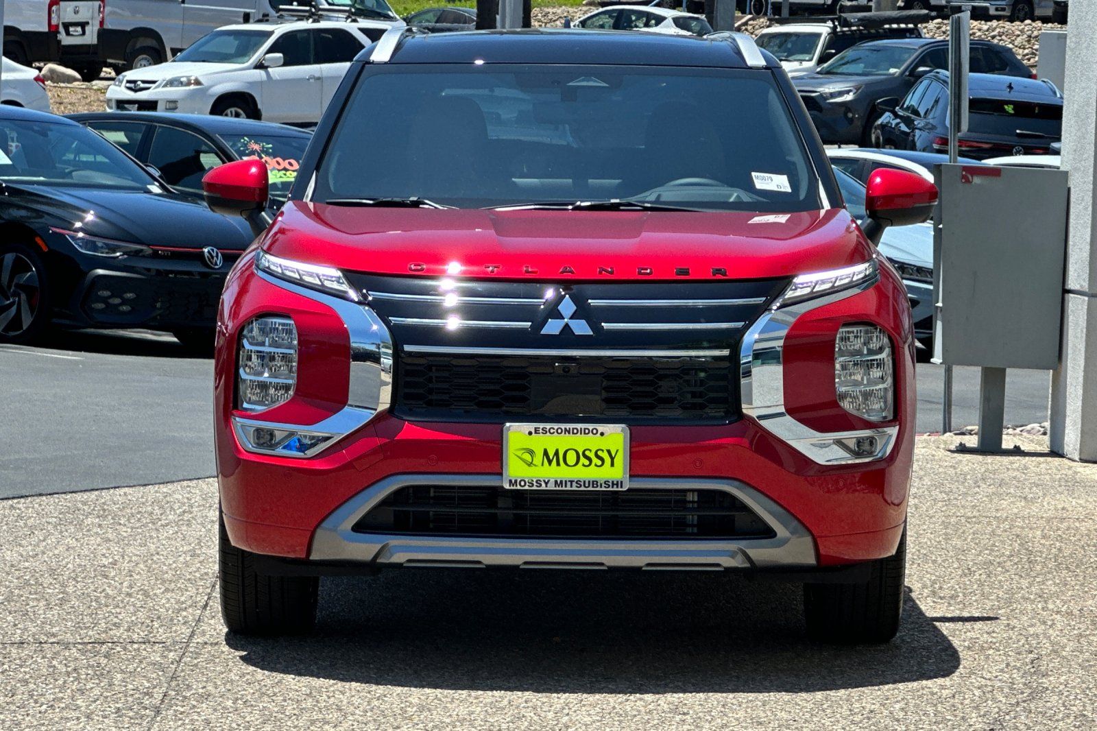2025 Mitsubishi Outlander SEL photo 8