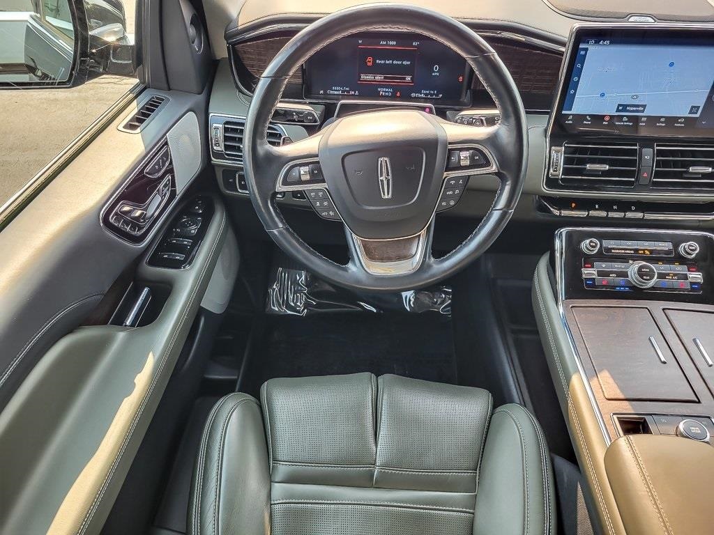2022 Lincoln Navigator Black Label photo 12