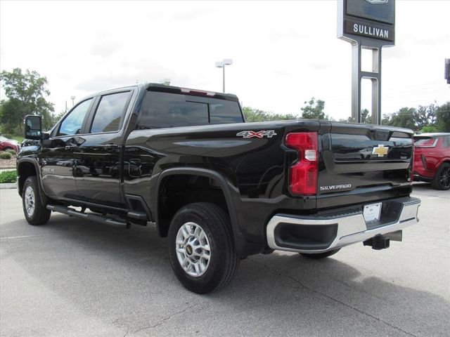 2024 Chevrolet Silverado 2500HD LT photo 3