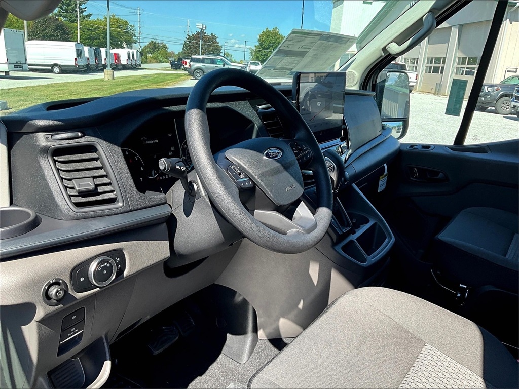2025 Ford Transit photo 2