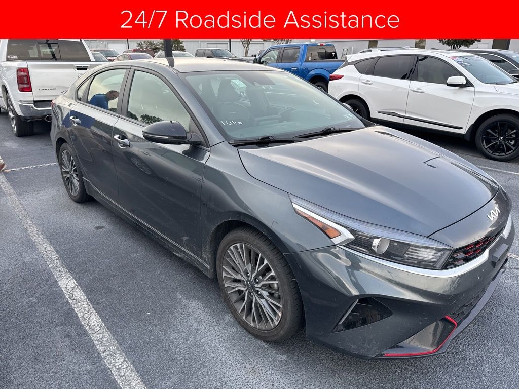 2023 Kia Forte GT-Line photo 2