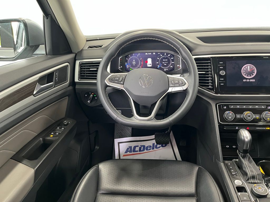2022 Volkswagen Atlas V6 SE Technology photo 19