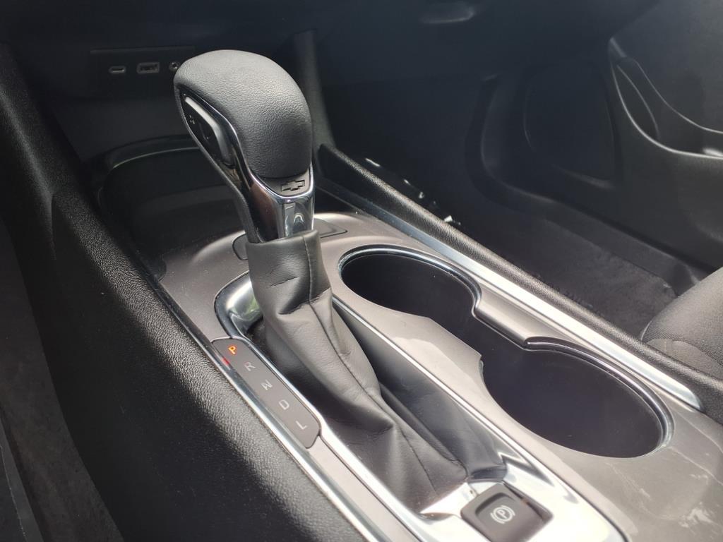 2023 Chevrolet Malibu 1LT photo 16