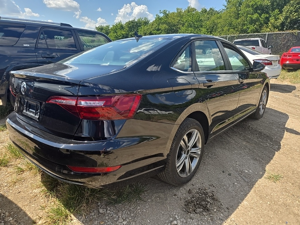 2024 Volkswagen Jetta 1.5T SE photo 3
