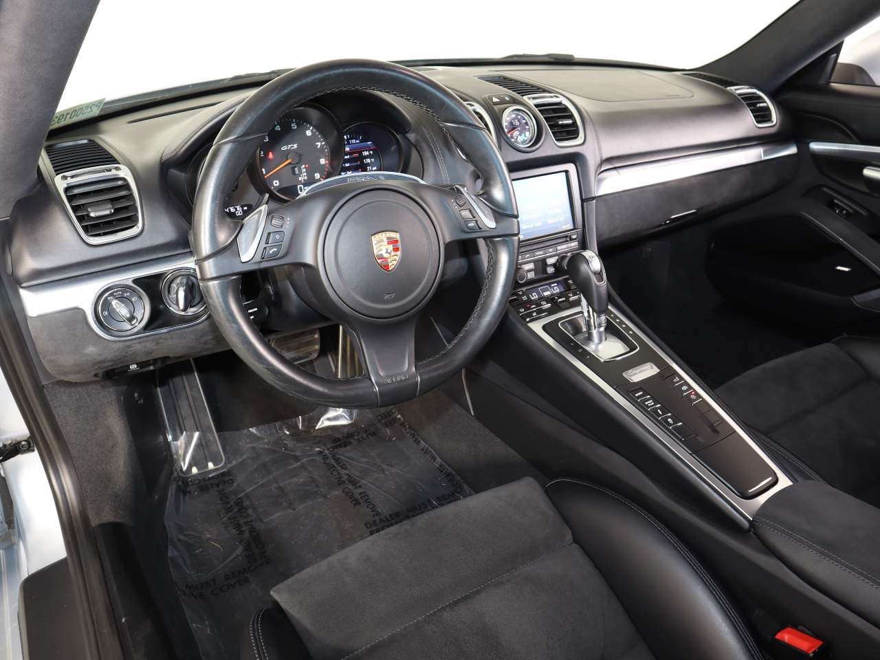 2016 Porsche Cayman GTS photo 4