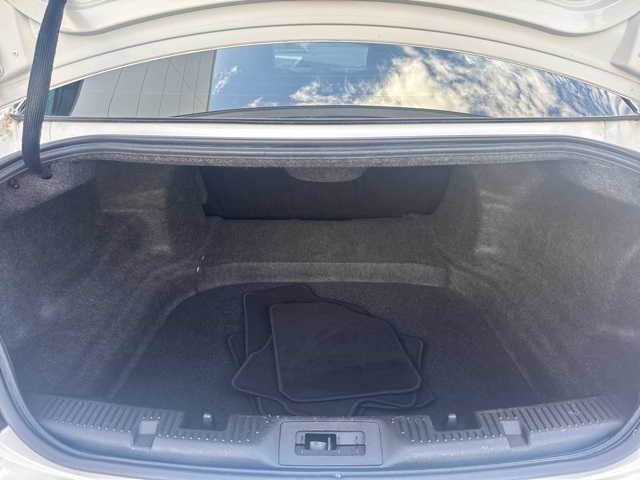 2013 Lincoln MKS EcoBoost photo 4