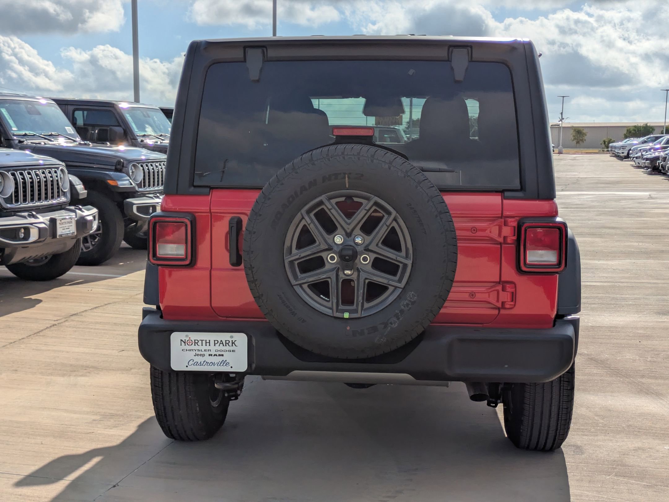 2025 Jeep Wrangler Sport S photo 4