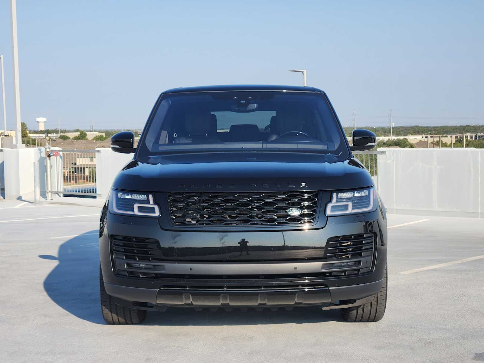 2022 Land Rover Range Rover P525 HSE HSE Westminster Edition photo 2