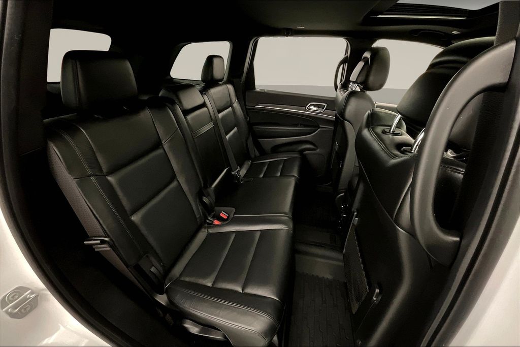 2020 Jeep Grand Cherokee Limited photo 25