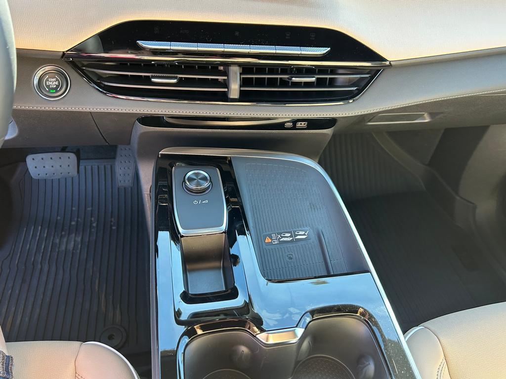 2026 Buick Enclave Preferred photo 8