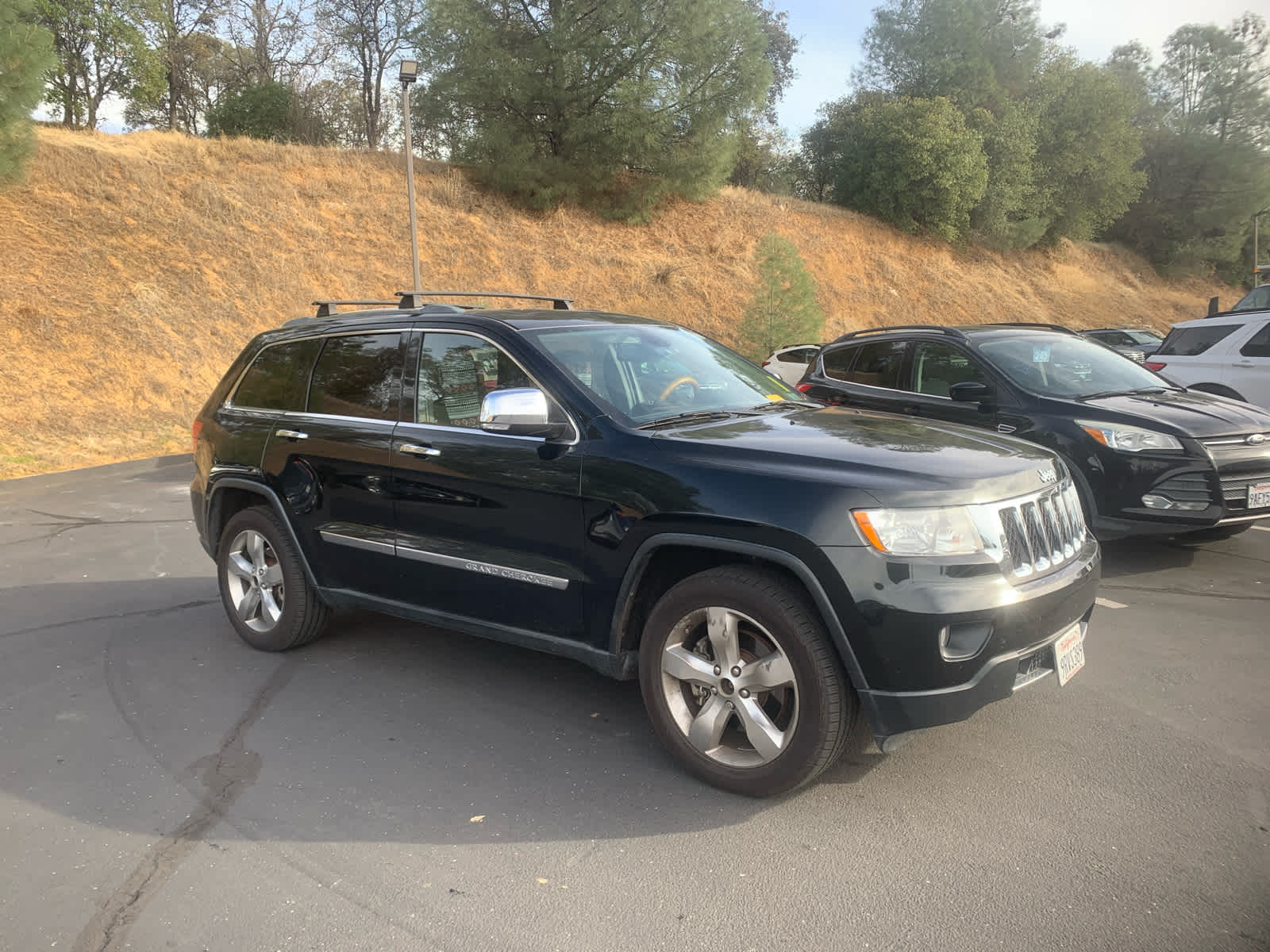 2012 Jeep Grand Cherokee Overland photo 2