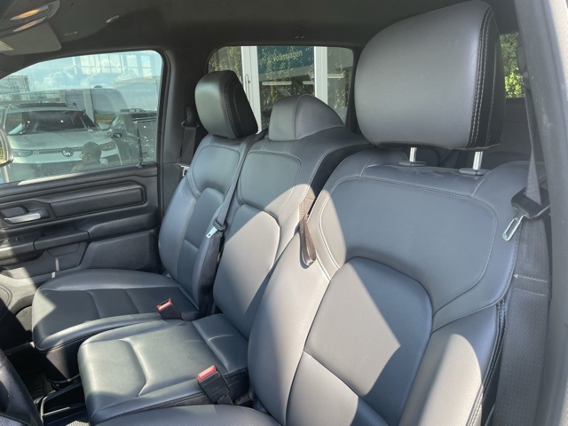 2022 Ram 1500 Tradesman photo 2