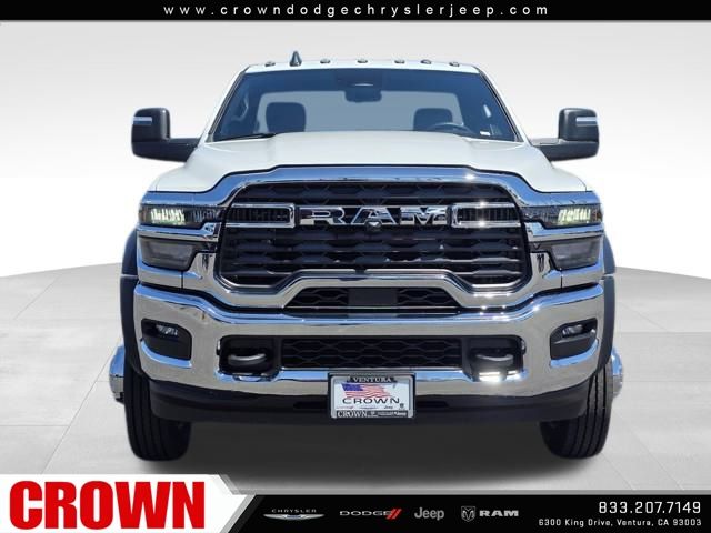 2025 Ram 5500 Tradesman photo 2