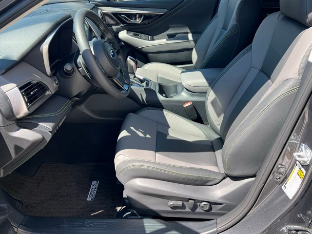2025 Subaru Outback Onyx Edition photo 16