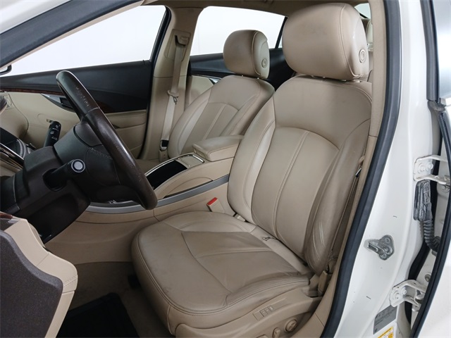 2010 Buick LaCrosse CXL photo 12