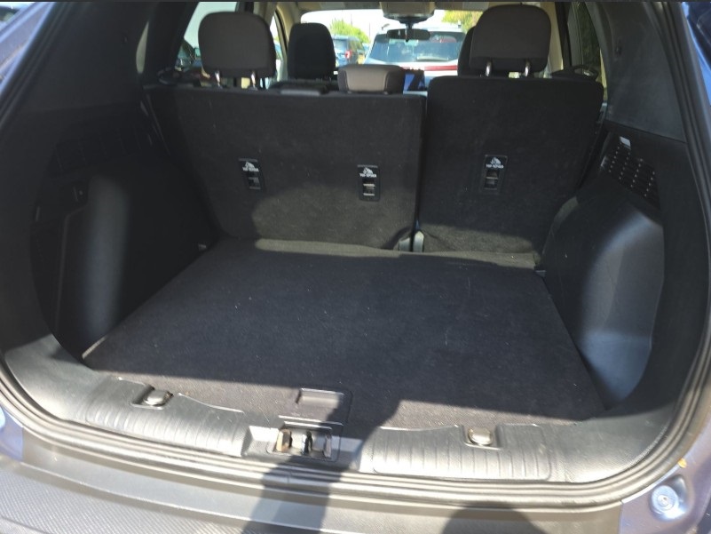 2020 Ford Escape SE photo 11