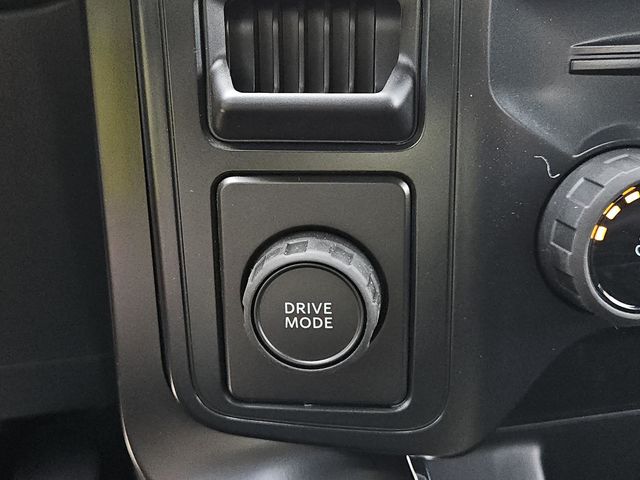 2025 Ford F-150 STX photo 13