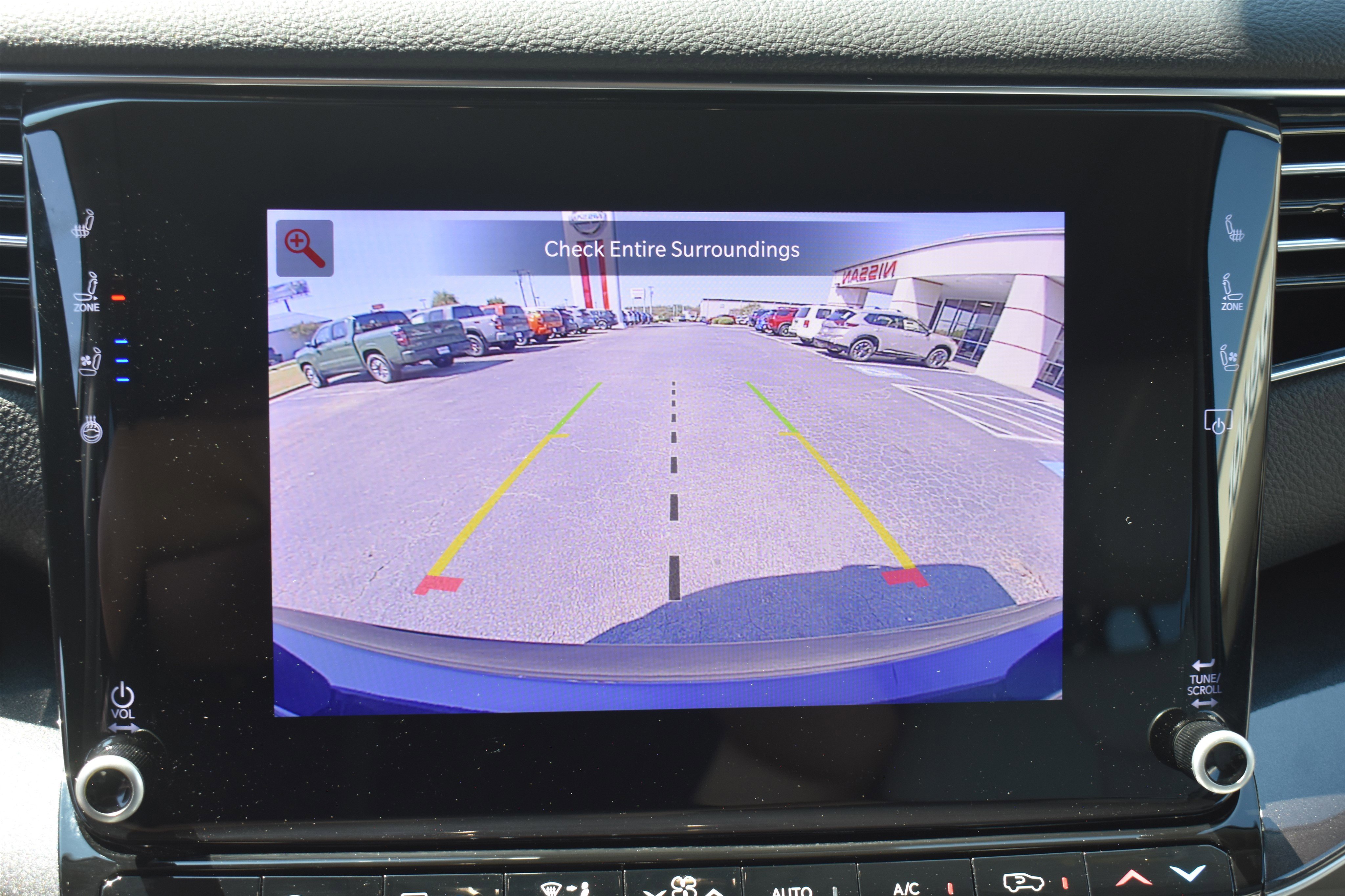 2024 Jeep Wagoneer Base photo 17