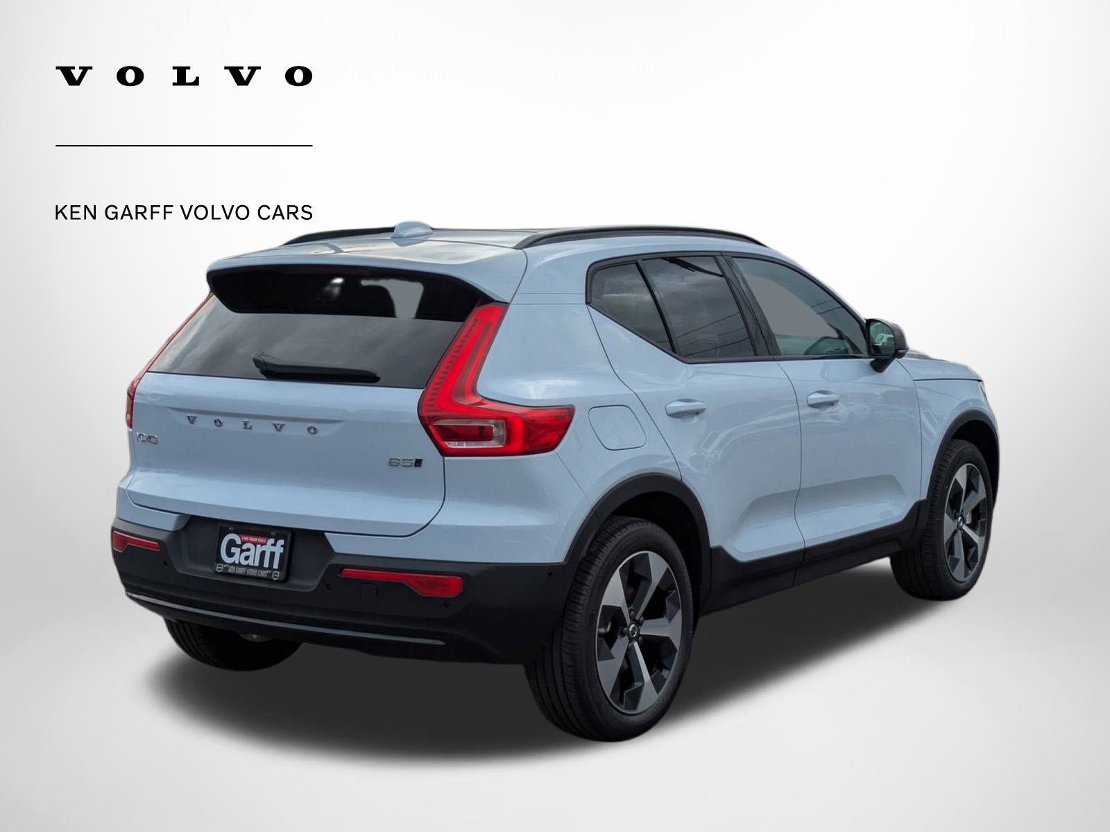 2026 Volvo XC40 Plus photo 2