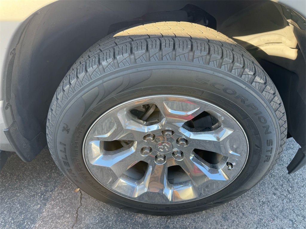 2019 Ram 1500 Big Horn Lone Star photo 2