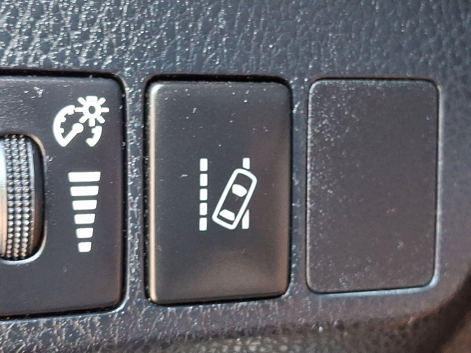 2018 Toyota RAV4 XLE photo 24