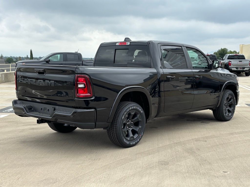 2025 Ram 1500 Big Horn Lone Star photo 3