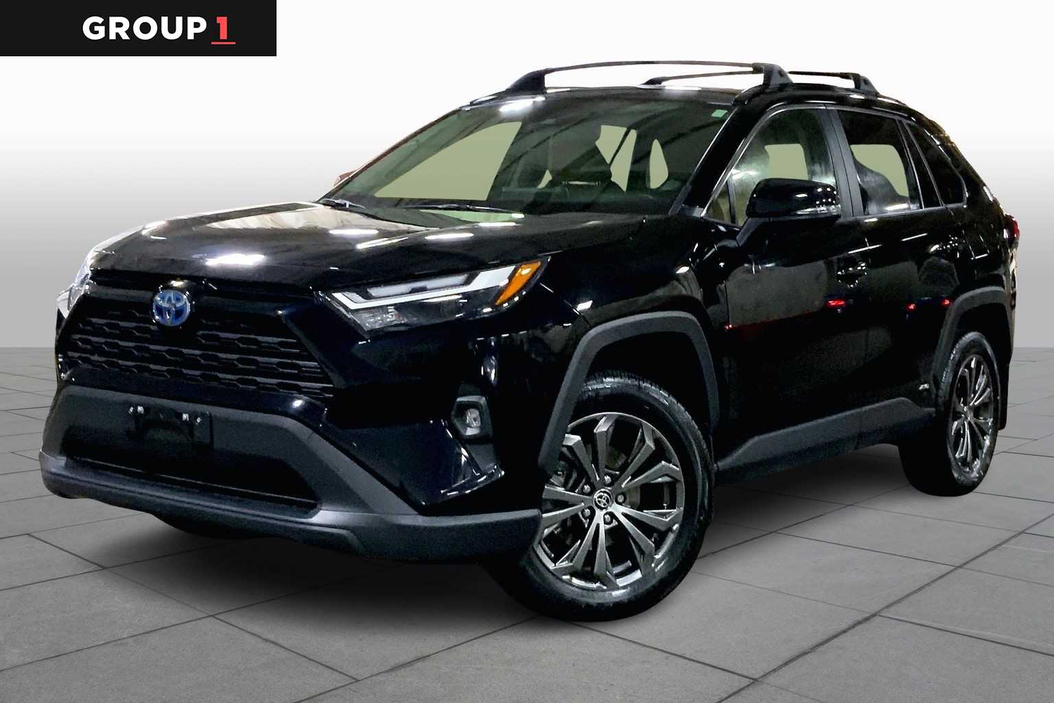 2024 Toyota RAV4 XLE Premium's photo