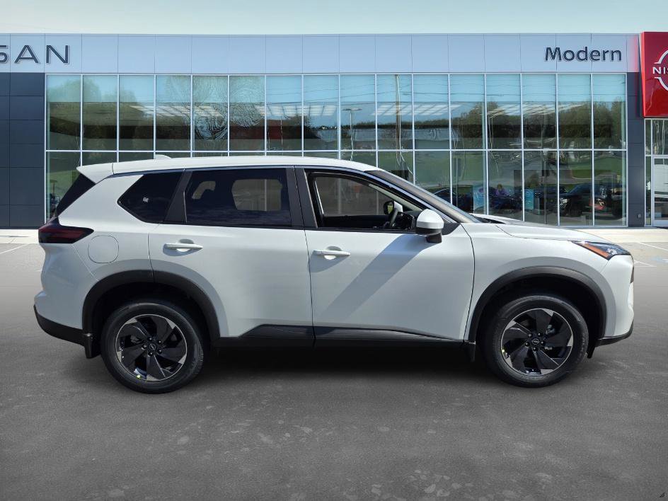 2026 Nissan Rogue SV photo 4