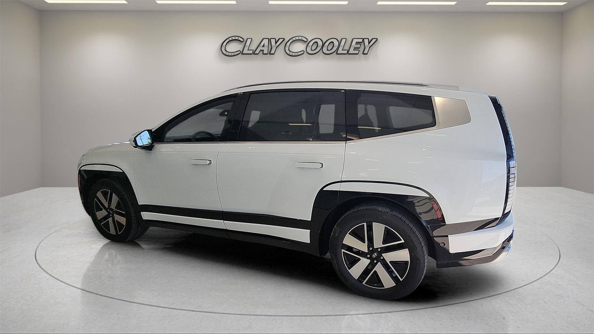 2026 Hyundai Ioniq SEL photo 5