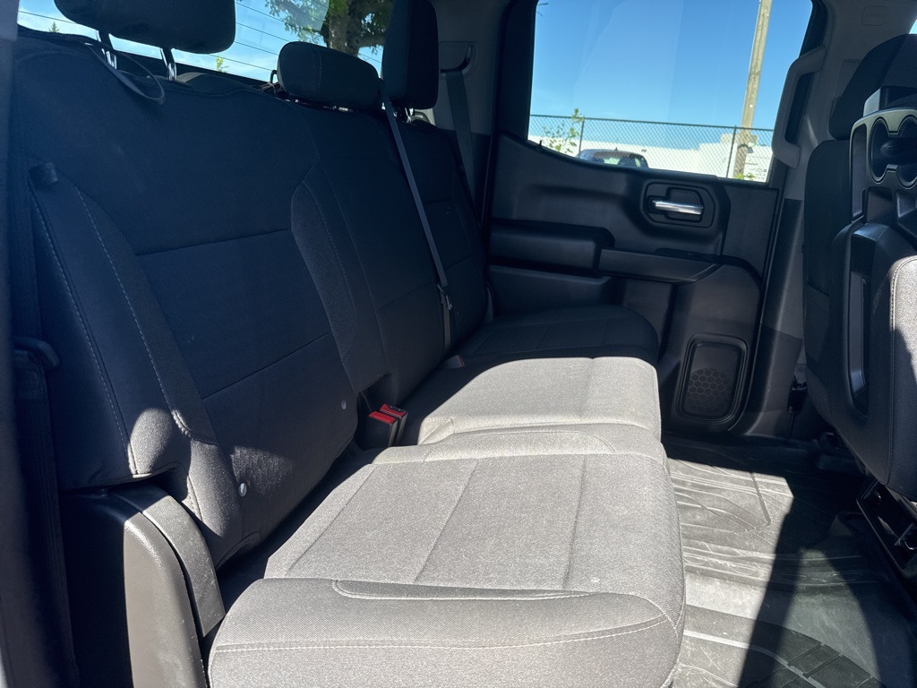 2023 Chevrolet Silverado 1500 Custom photo 24