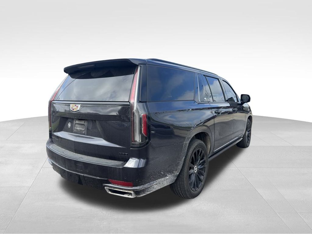 2022 Cadillac Escalade ESV Premium Luxury photo 4