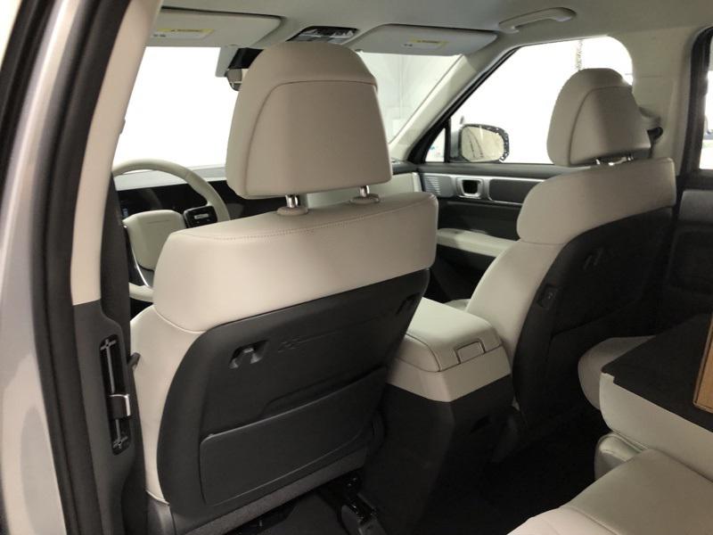 2026 Hyundai Santa Fe SEL photo 13