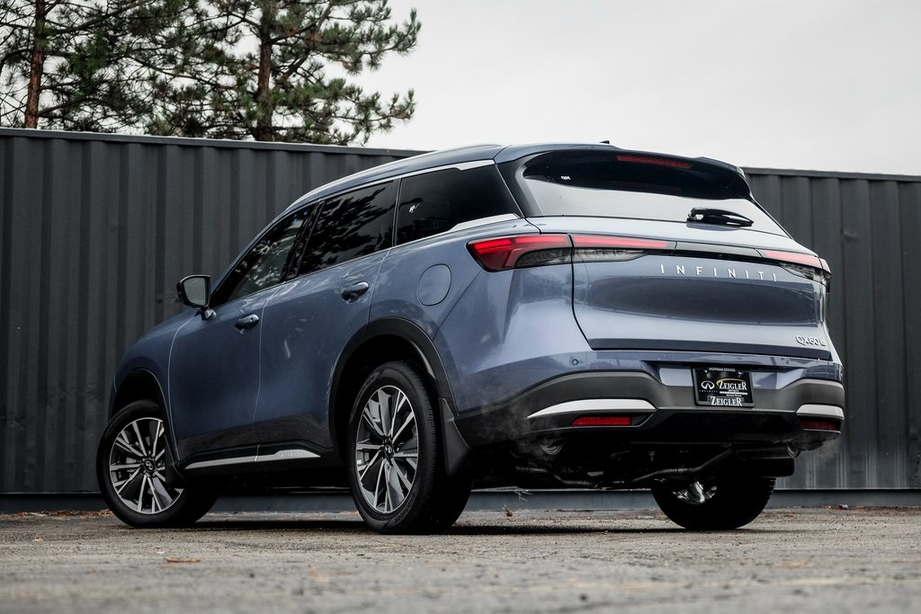 2026 Infiniti QX60 Luxe AWD photo 3