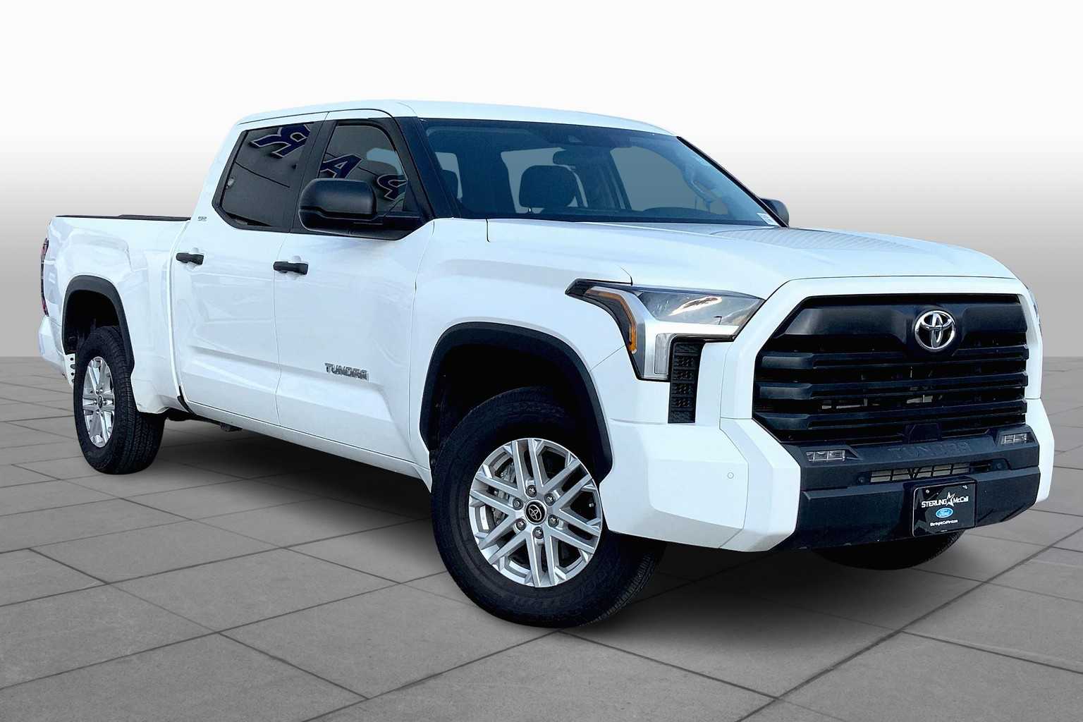 2024 Toyota Tundra SR5 photo 4