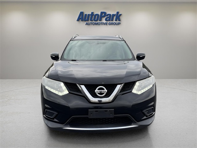 Used 2015 Nissan Rogue SV with VIN KNMAT2MV4FP500756 for sale in Bremen, IN
