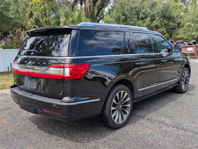 2021 Lincoln Navigator L Reserve photo 2