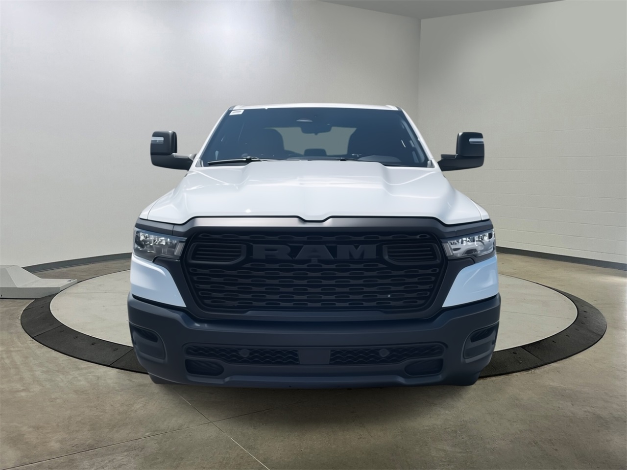2025 Ram 1500 Tradesman photo 3