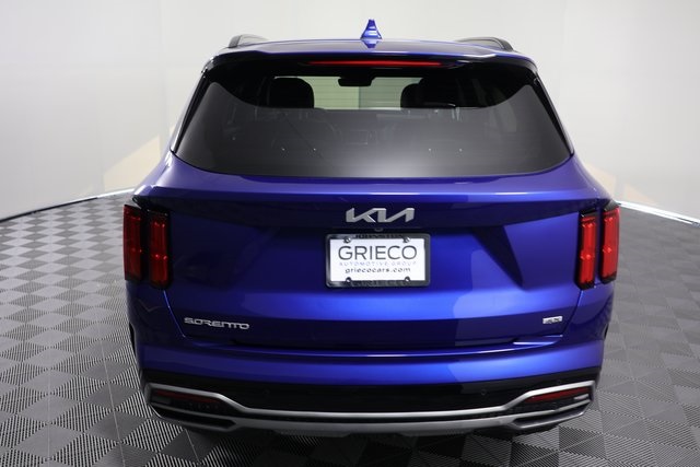 2023 Kia Sorento SX photo 2