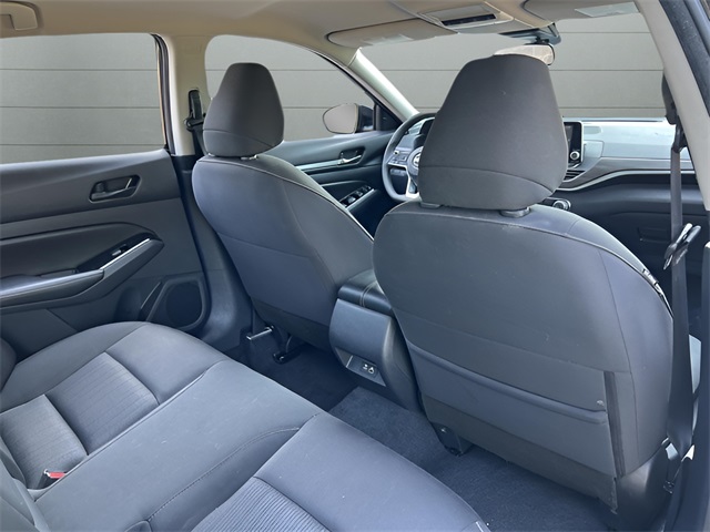 2023 Nissan Altima 2.5 SV photo 28