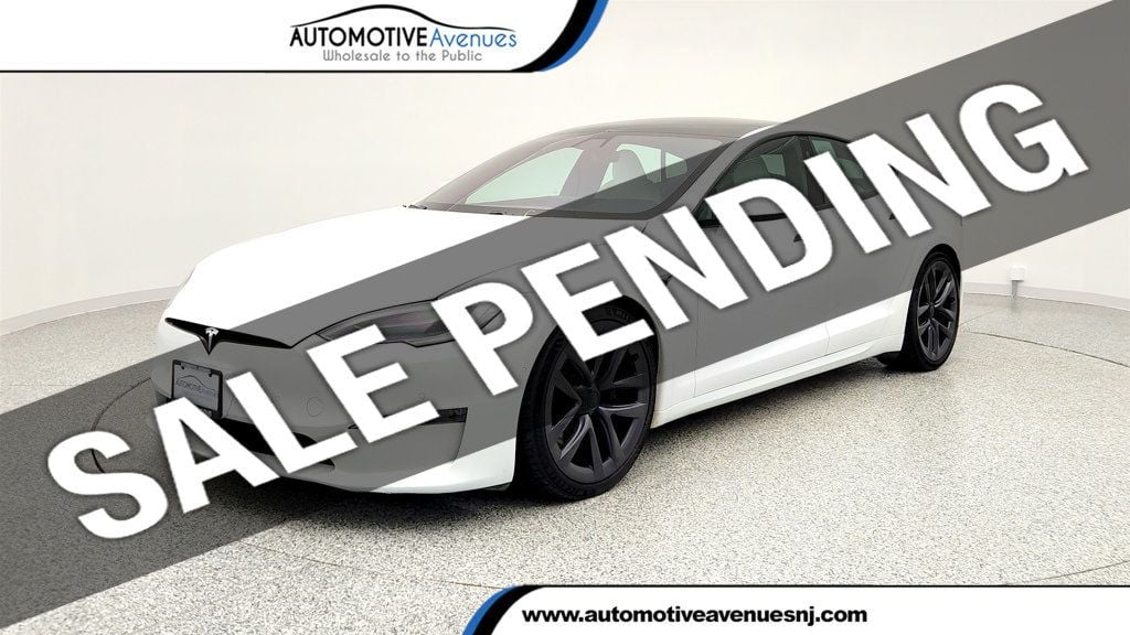 2022 Tesla Model S Plaid
