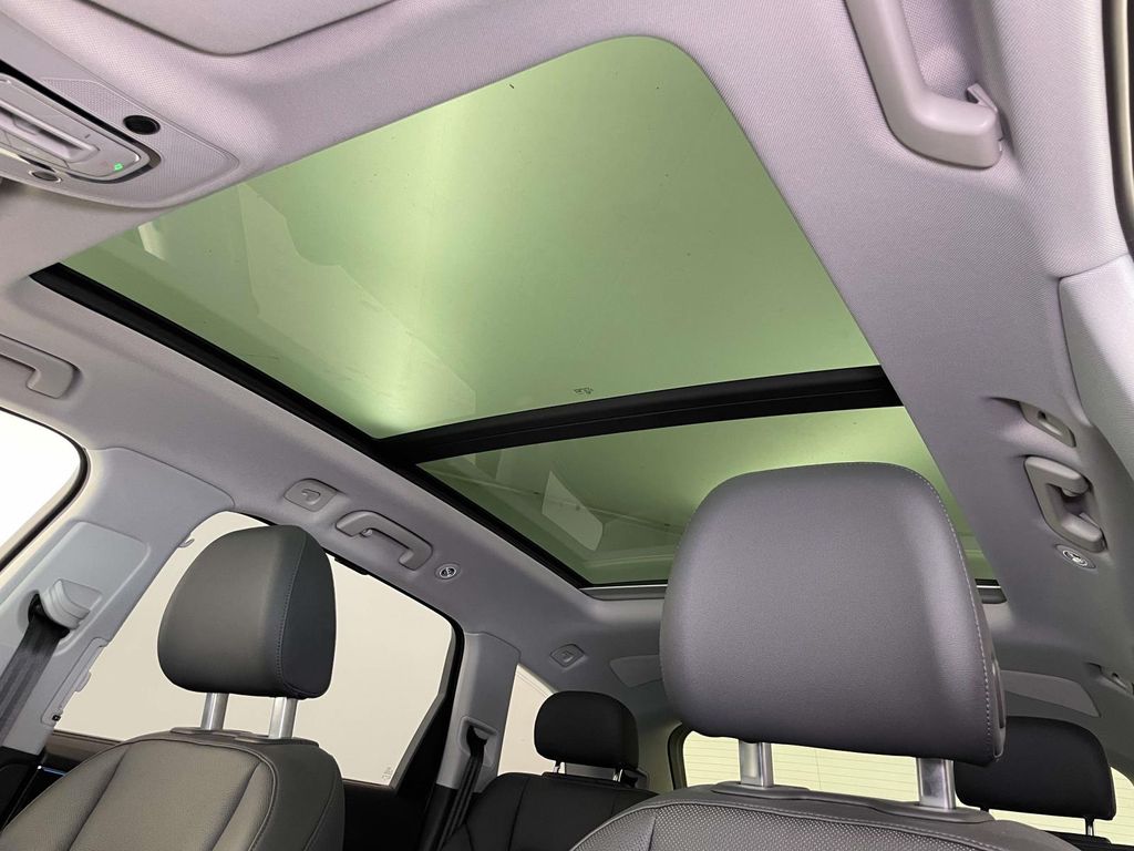 2021 Audi Q7 55 Prestige photo 17