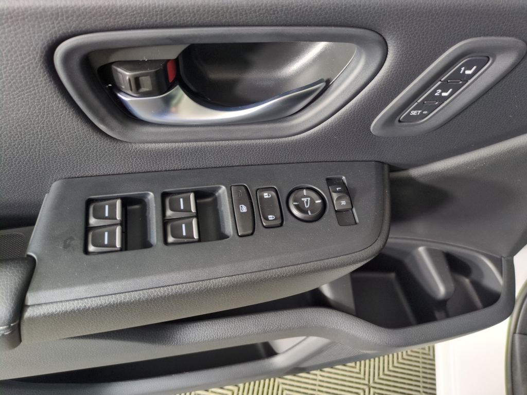 2025 Honda Pilot Touring photo 10