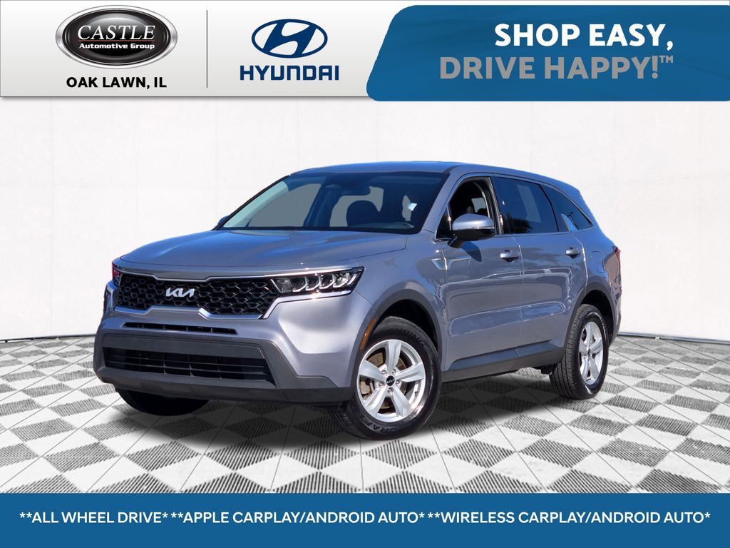2023 Kia Sorento LX's photo